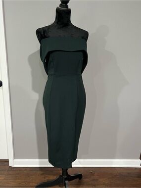 Elegant Off-Shoulder Dark Green Midi Dress